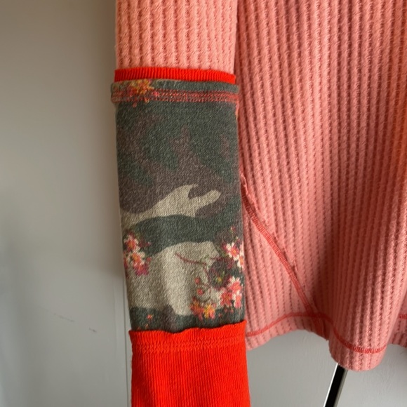 Free People Waffle Knit Sweater Size Small Pink/Orange - Picture 2 of 2